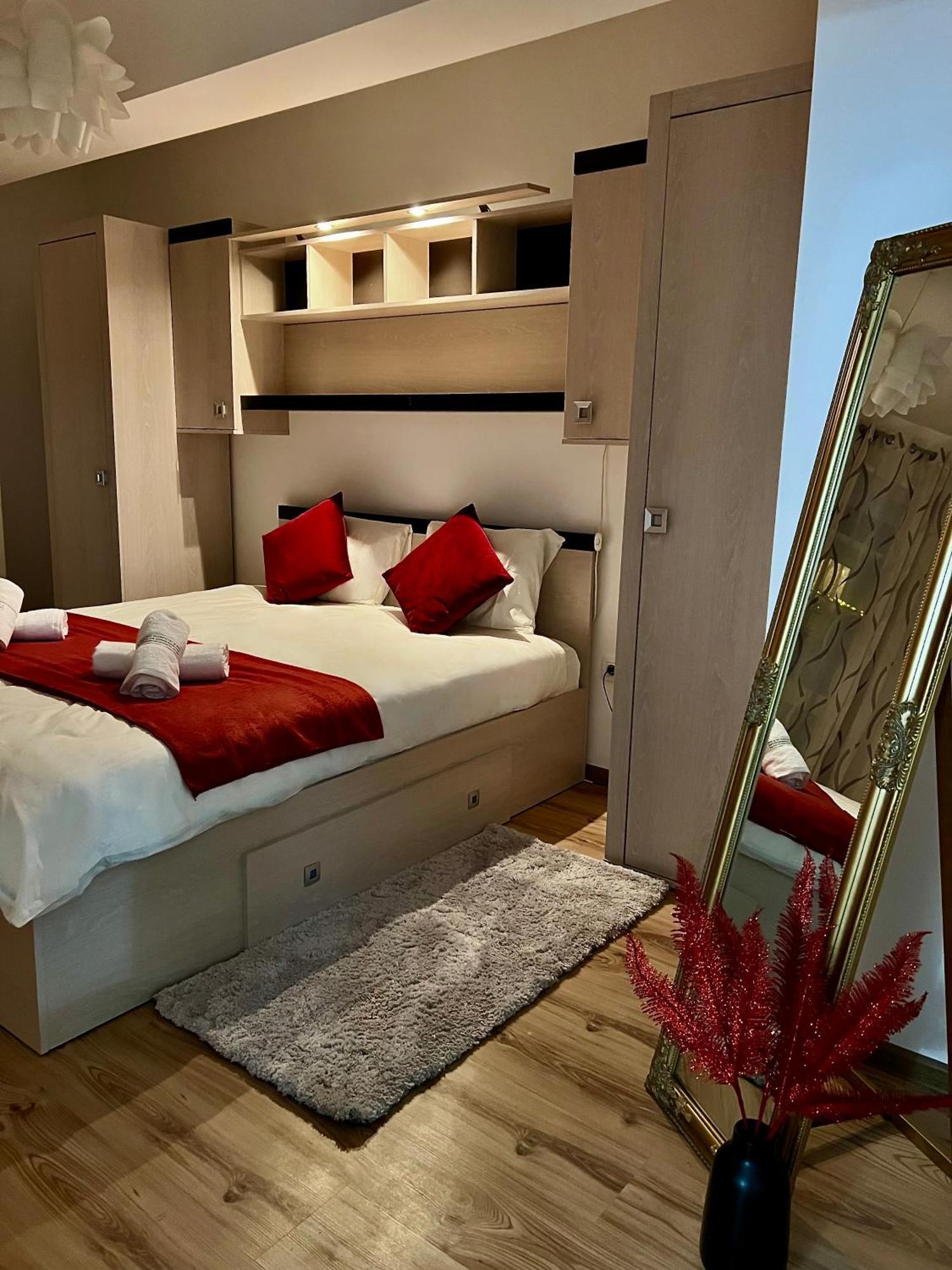 Kyan Residence Brasov Bagian luar foto