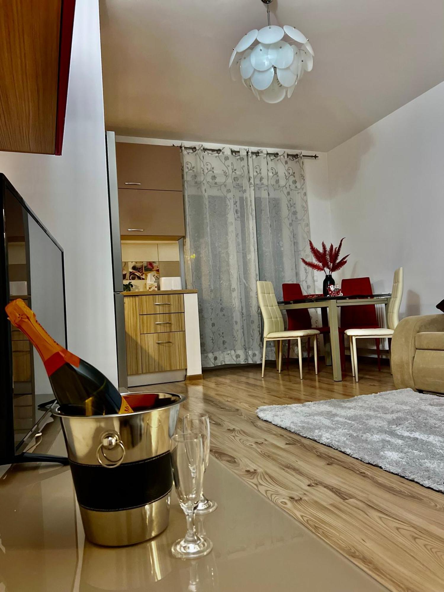 Kyan Residence Brasov Bagian luar foto